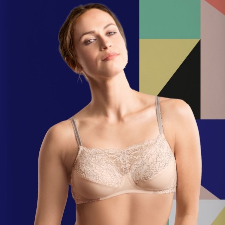 Soutien-gorge sans armatures, spécial faux seins